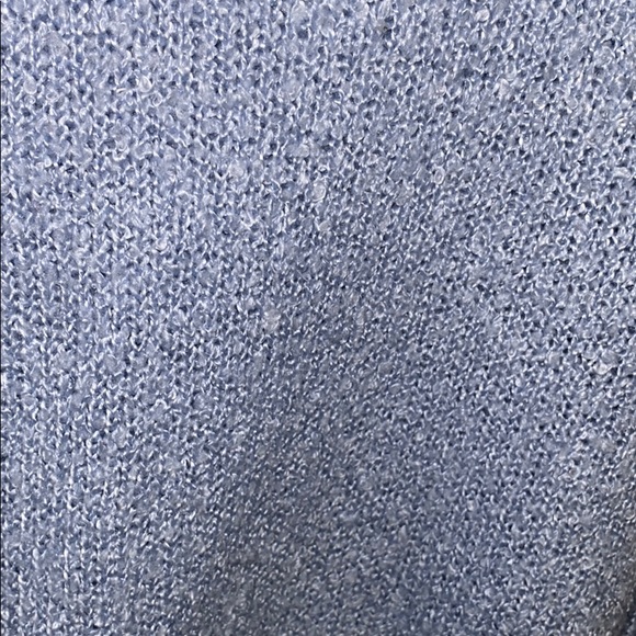💙H&M light blue crop sweater👚 - Picture 3 of 4